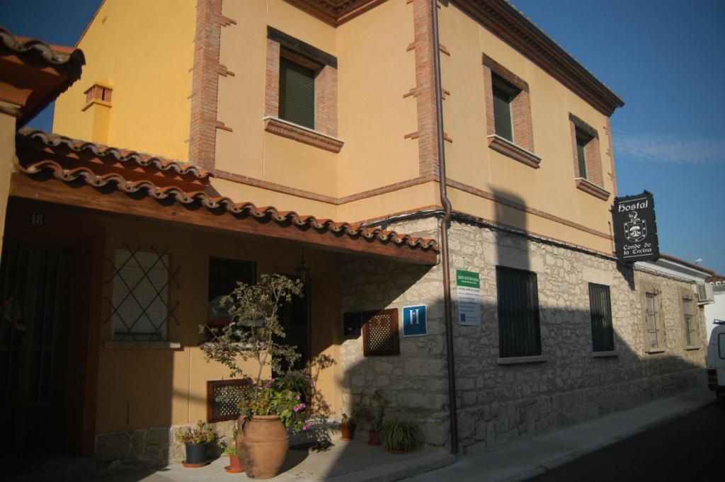 Hostal Conde De La Encinaトルヒーリョ エクステリア 写真